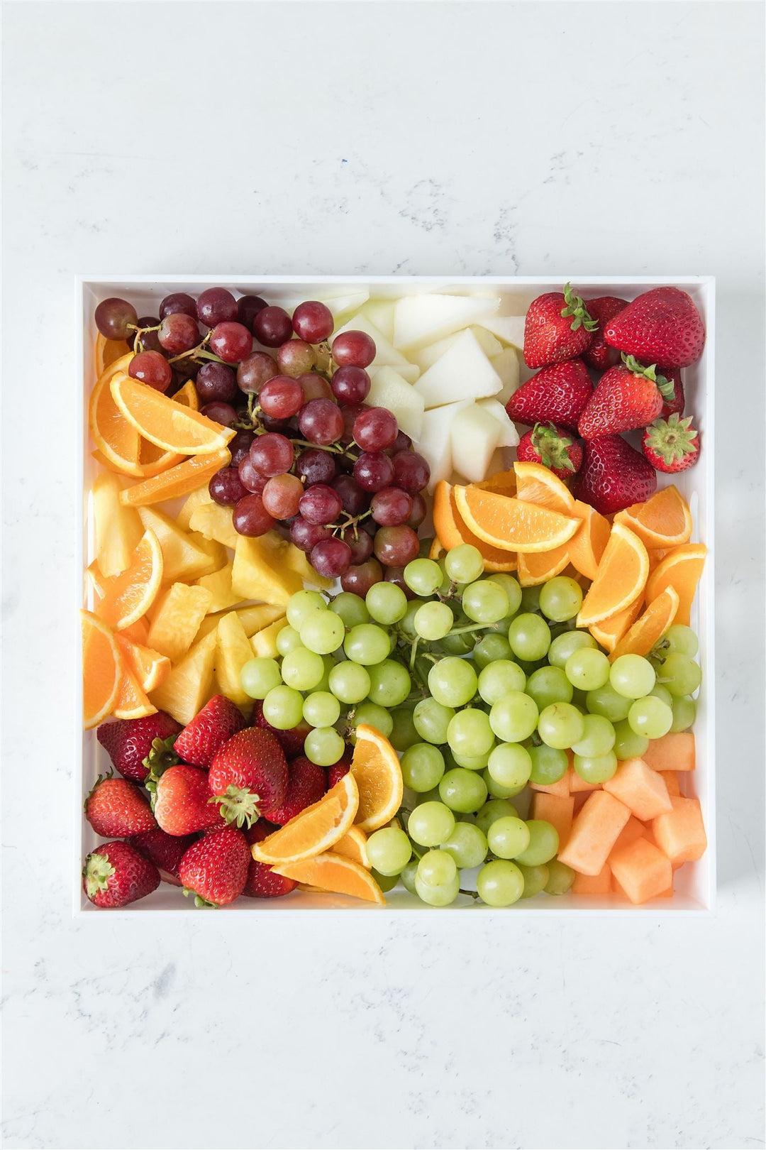 Seasonal fruit platter V+ GF (15-18 servings)